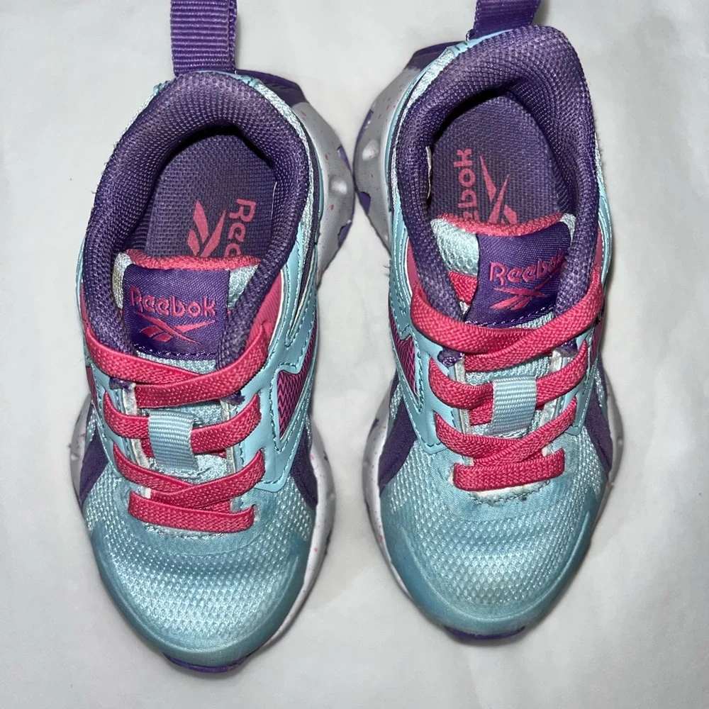 Reebok resale emblem